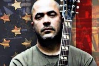 Aaron Lewis